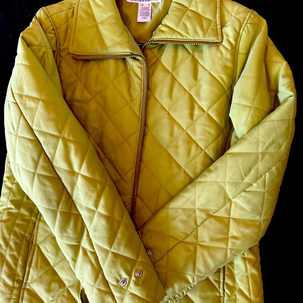 Jones New York sports lime green light weight jacket